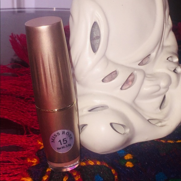 Matte Lipstick - Picture 2 of 4